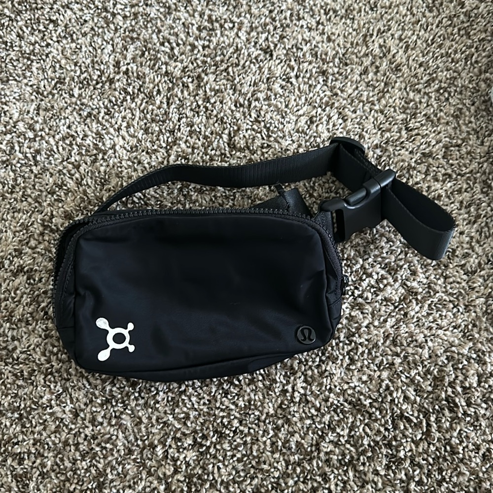 Lulu x Otf belt bag